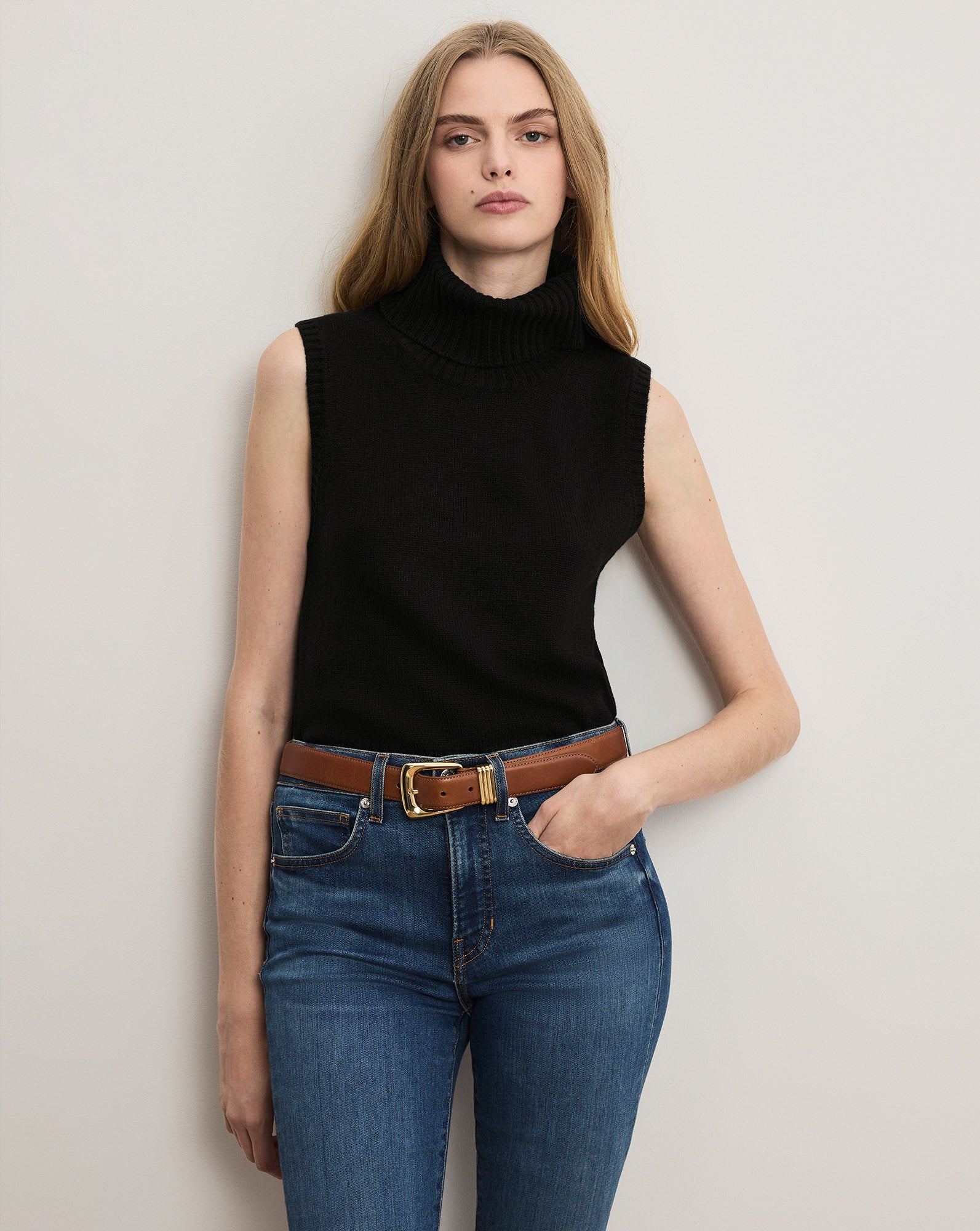 Mazzy Cashmere Sleeveless Sweater in Black | Veronica Beard