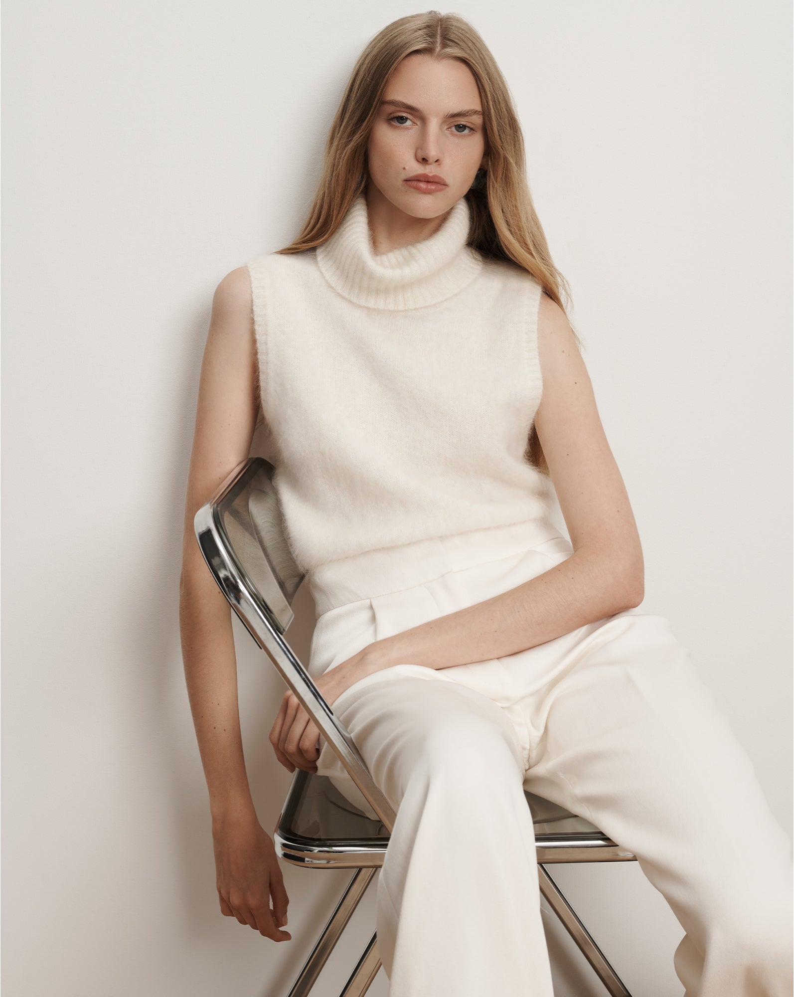 Mazzy Brushed Cashmere Sleeveless Sweater in Ivory | Veronica Beard