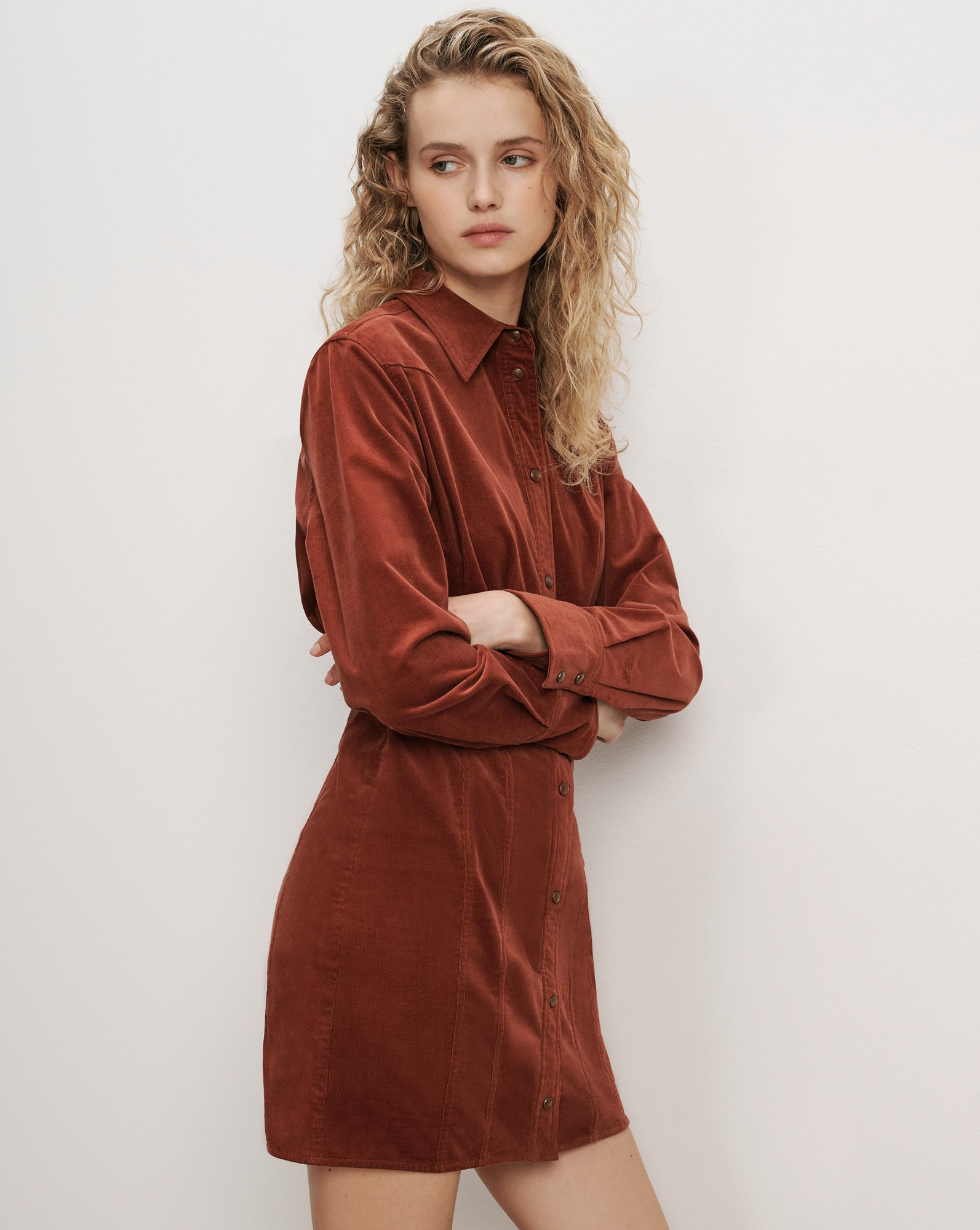 mini cord dress Veronica Beard Evren Corduroy | Rust Girl size:3-6 months Vintage Bridesmaid Dresses Model is a True Ribbed Mock Neck Long