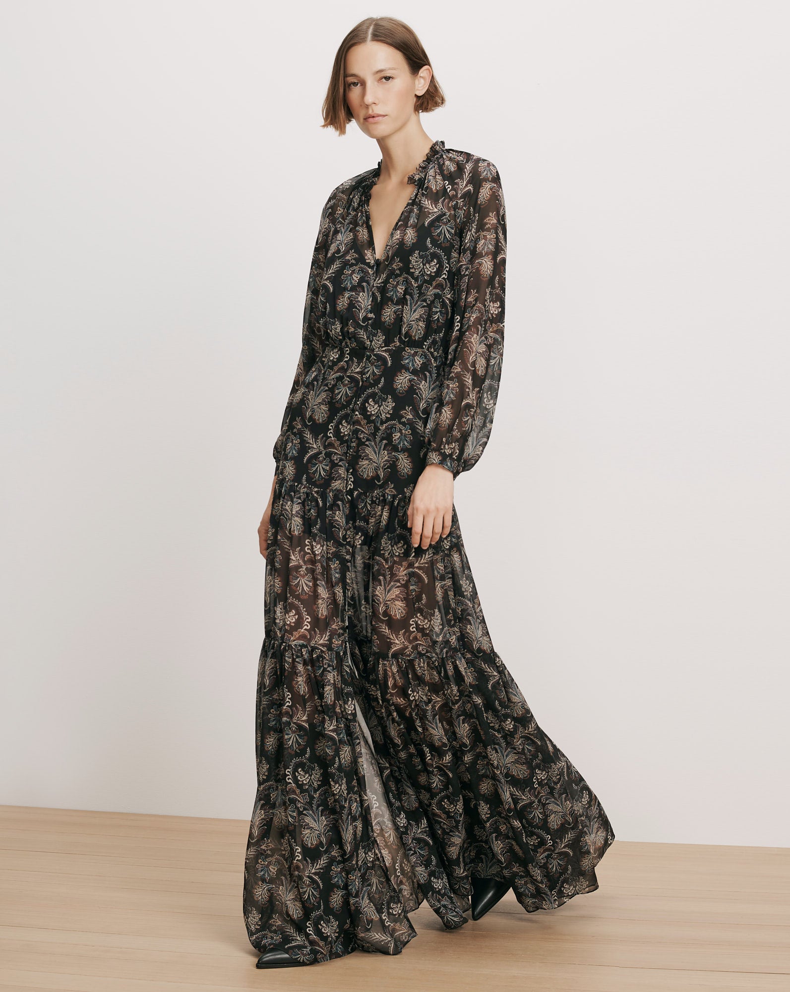 black long sleeve flowy maxi dress Isra Silk in Paisley FILME