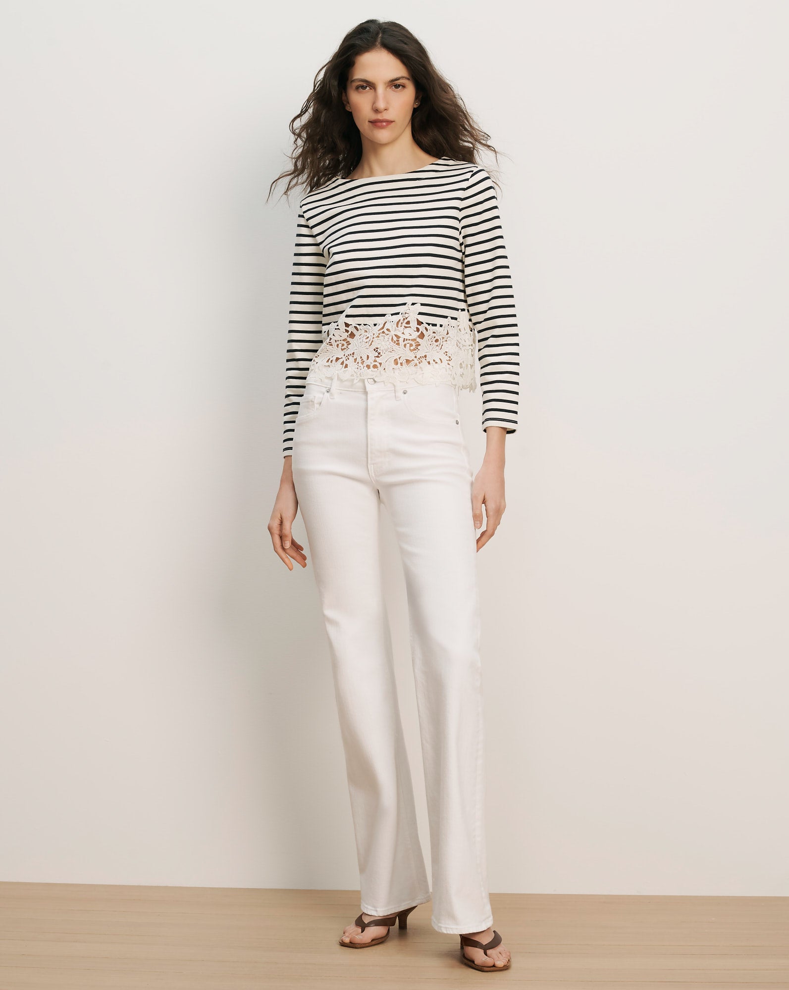 Crosbie Slim Wide-Leg Jean in White | Veronica Beard