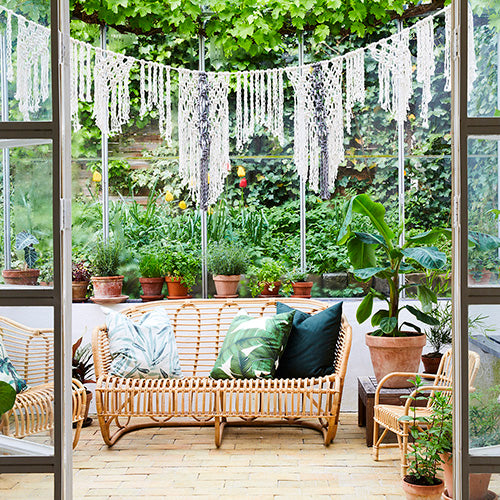 
The Art of Modern Macrame