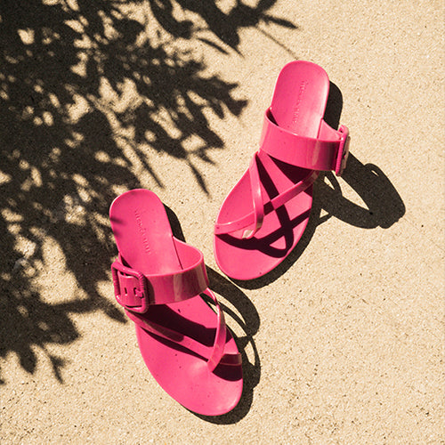 
Must-Have-The Jelly Sandal