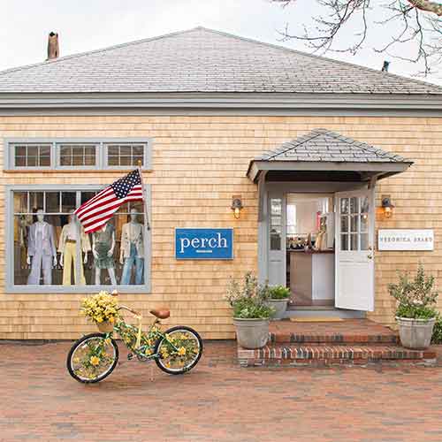 
Travel Guide-Nantucket