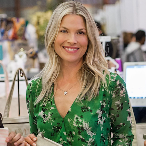 
Bringing Art to Communities in Need-Ali Larter