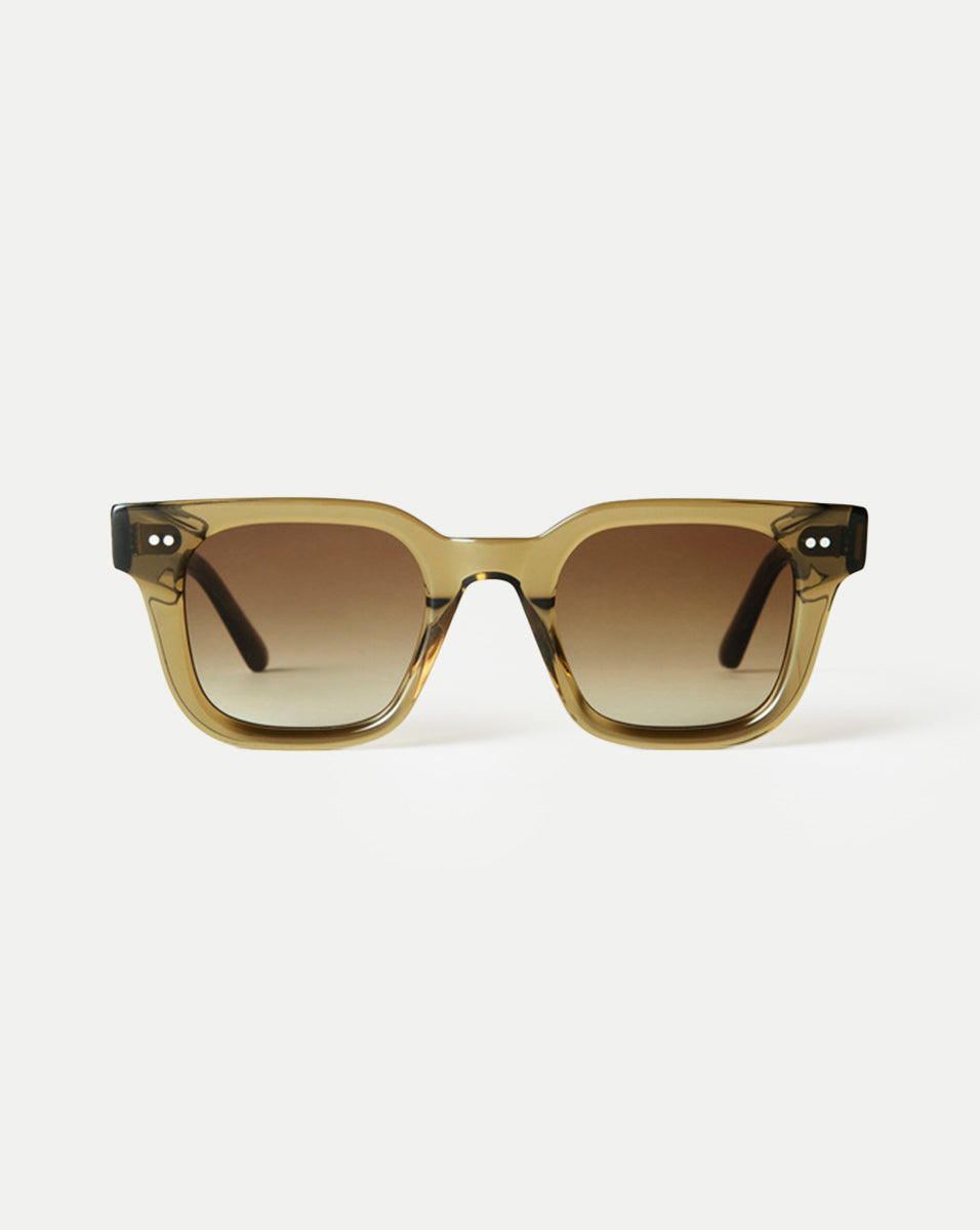 04 Sunglasses in Green | Veronica Beard