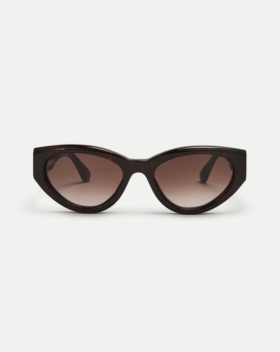 06 Sunglasses in Tortoise | Veronica Beard