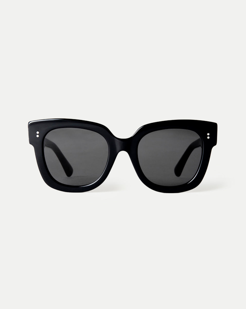 08 Sunglasses in Black | Veronica Beard