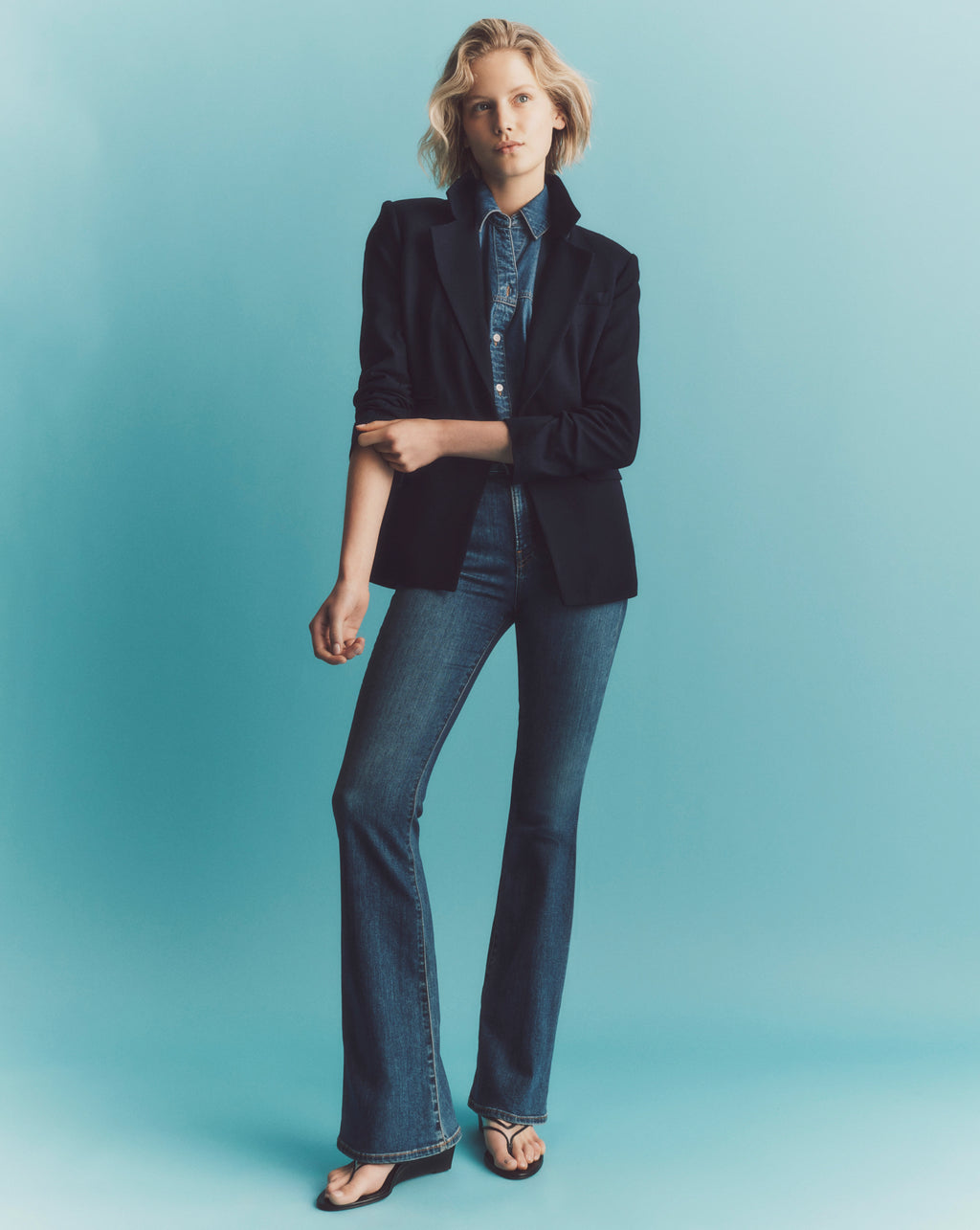 Veronica Beard Beverly Skinny-Flare Jean - Bright Blue