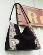 Vida Shoulder Bag