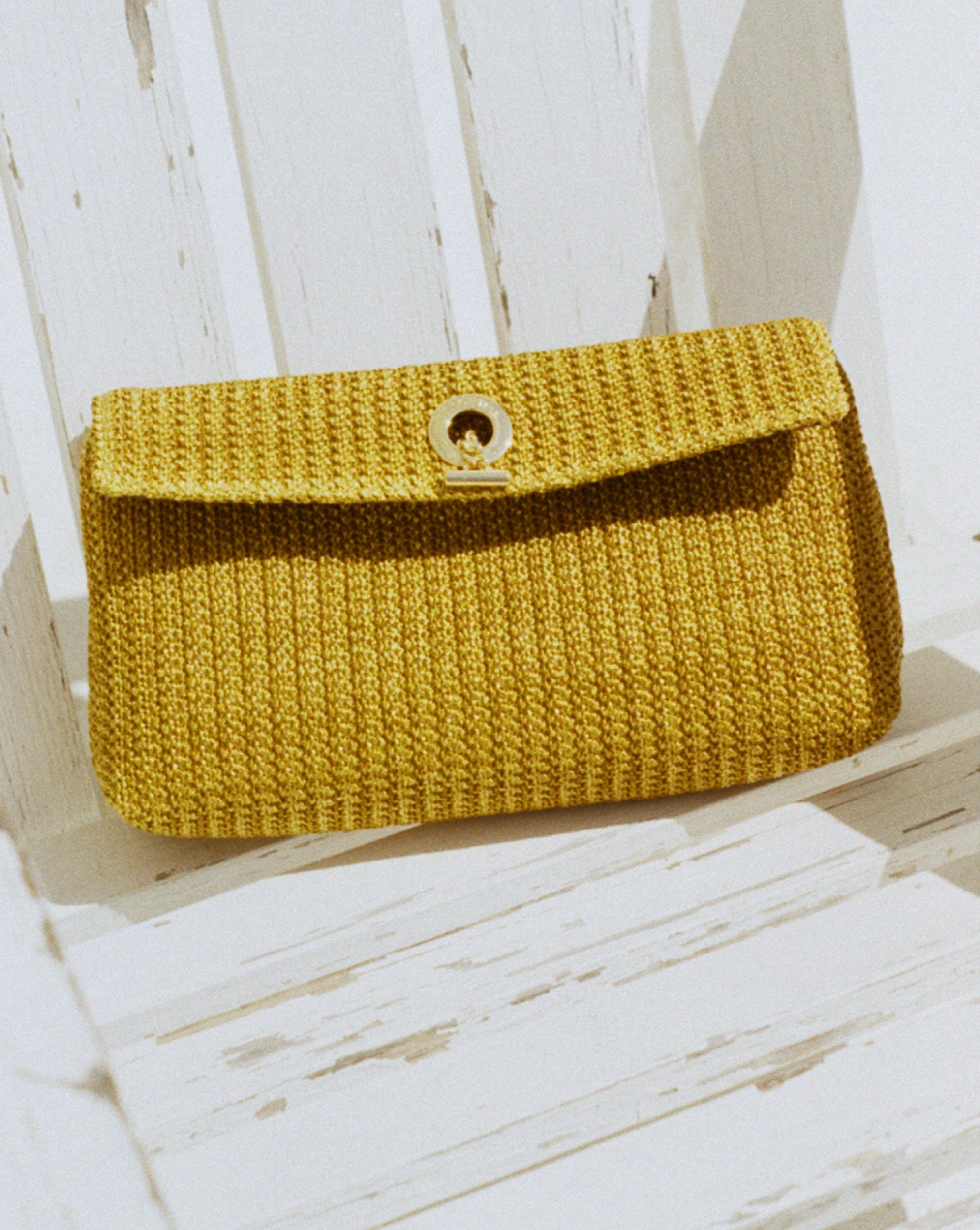 Raffia Anchor Clutch in Gold | Veronica Beard