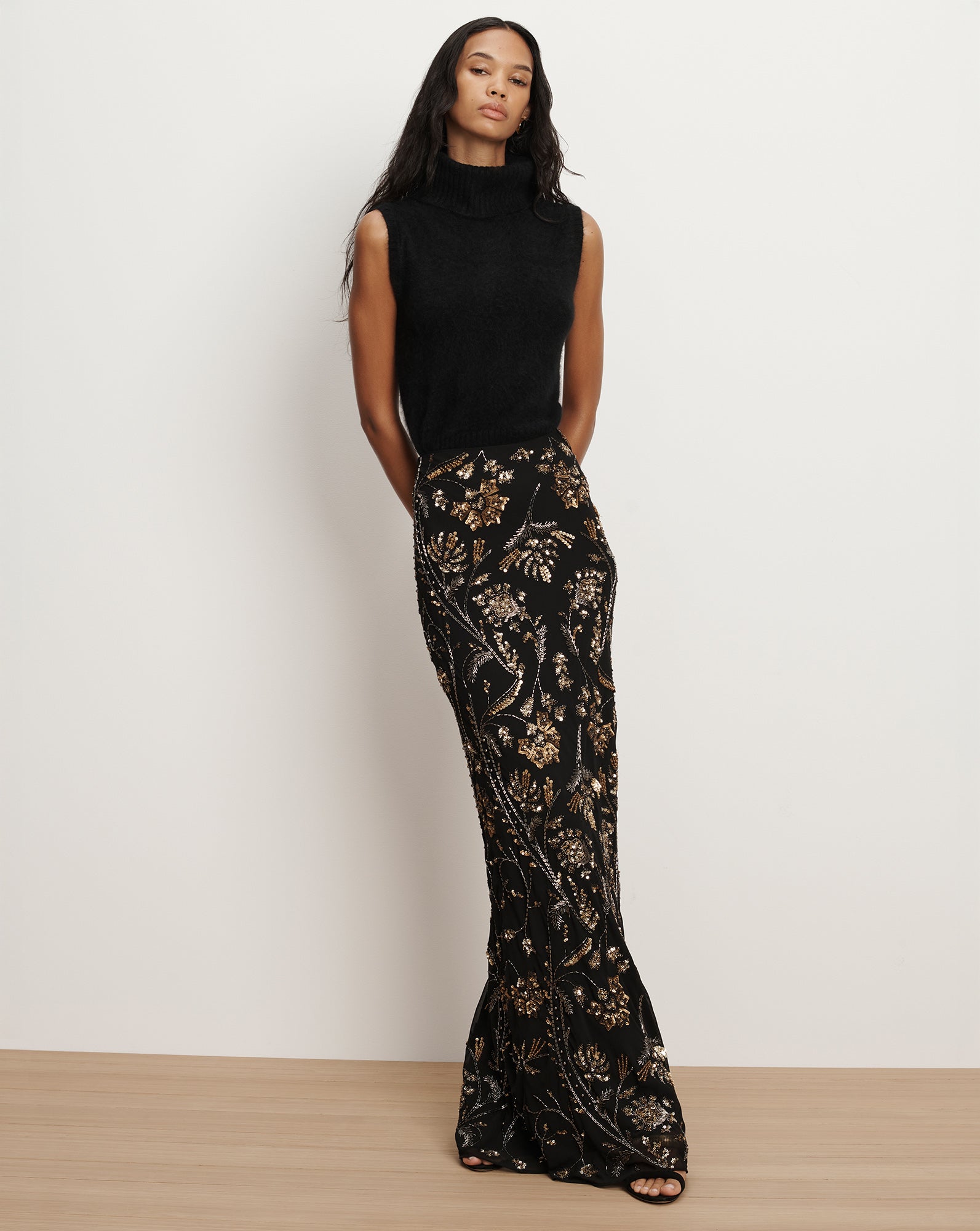 Mazzy Brushed Cashmere Sleeveless Sweater in Black | Veronica Beard