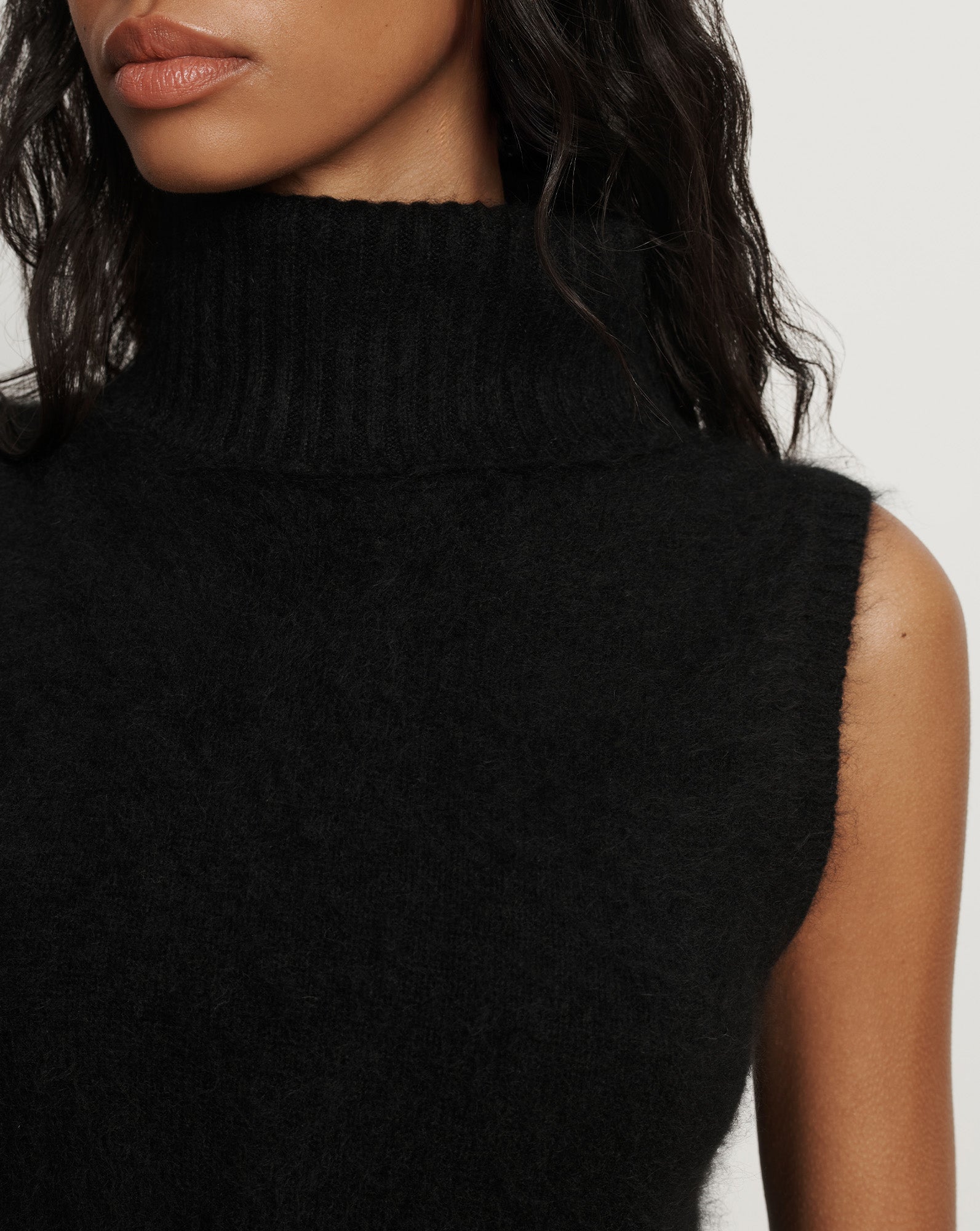 Veronica Beard Mazzy Brushed Cashmere Sleeveless Sweater - Black