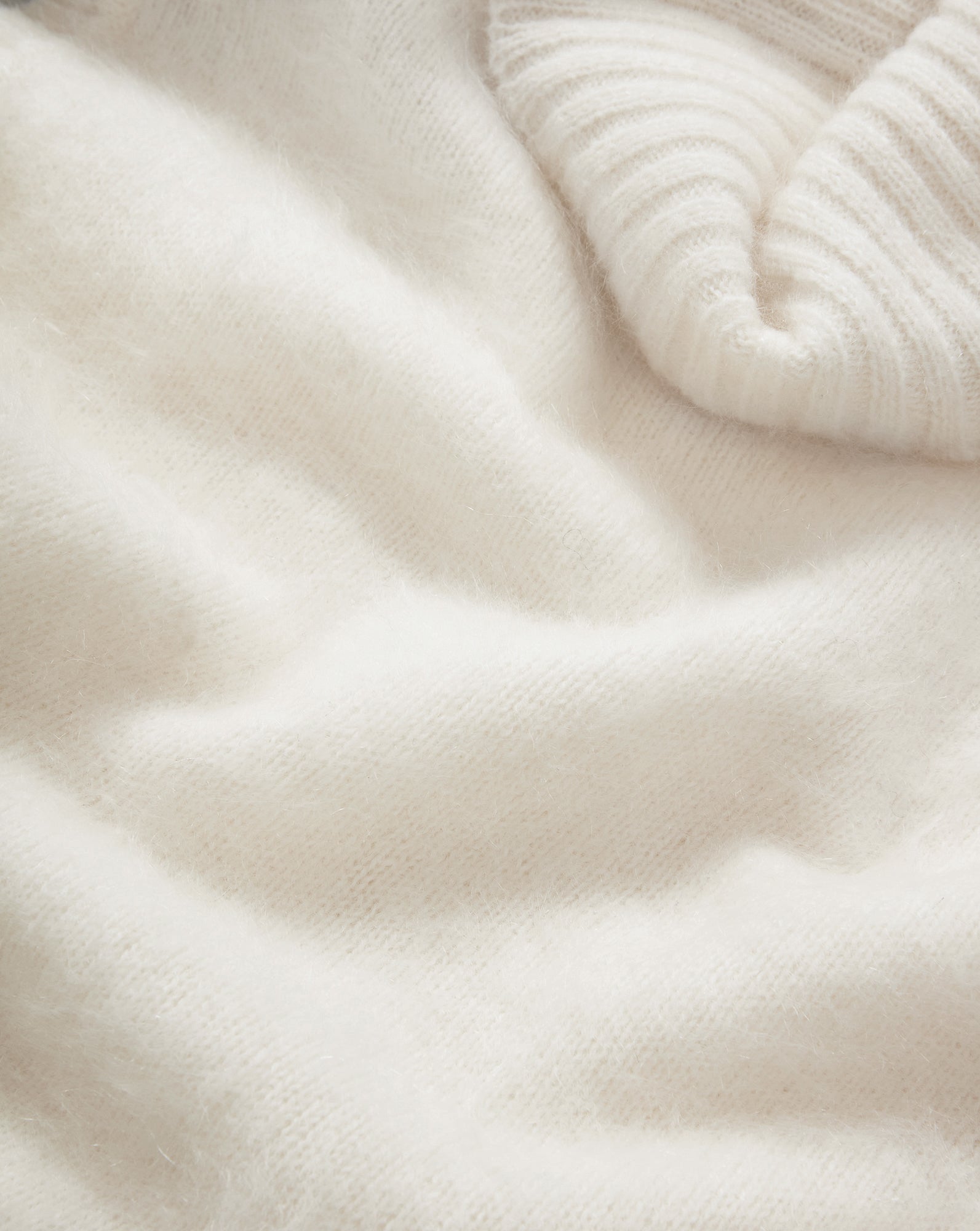 Veronica Beard Mazzy Brushed Cashmere Sleeveless Sweater - Ivory