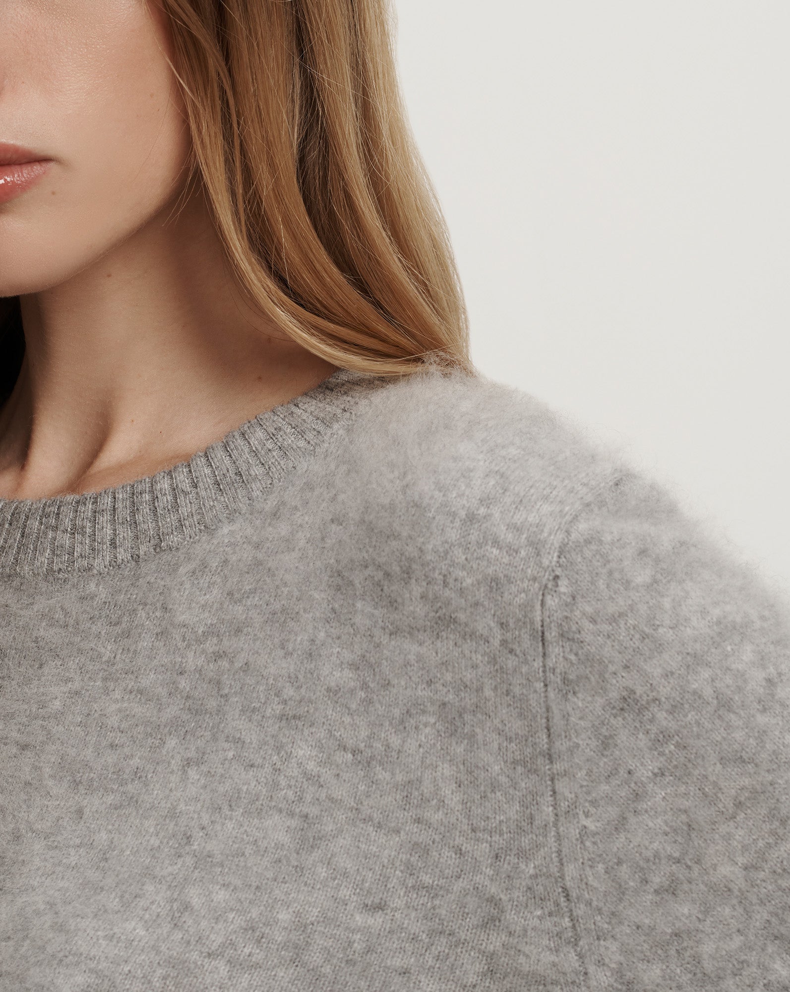 Pippen Brushed Cashmere Pullover in Heather Grey | Veronica Beard