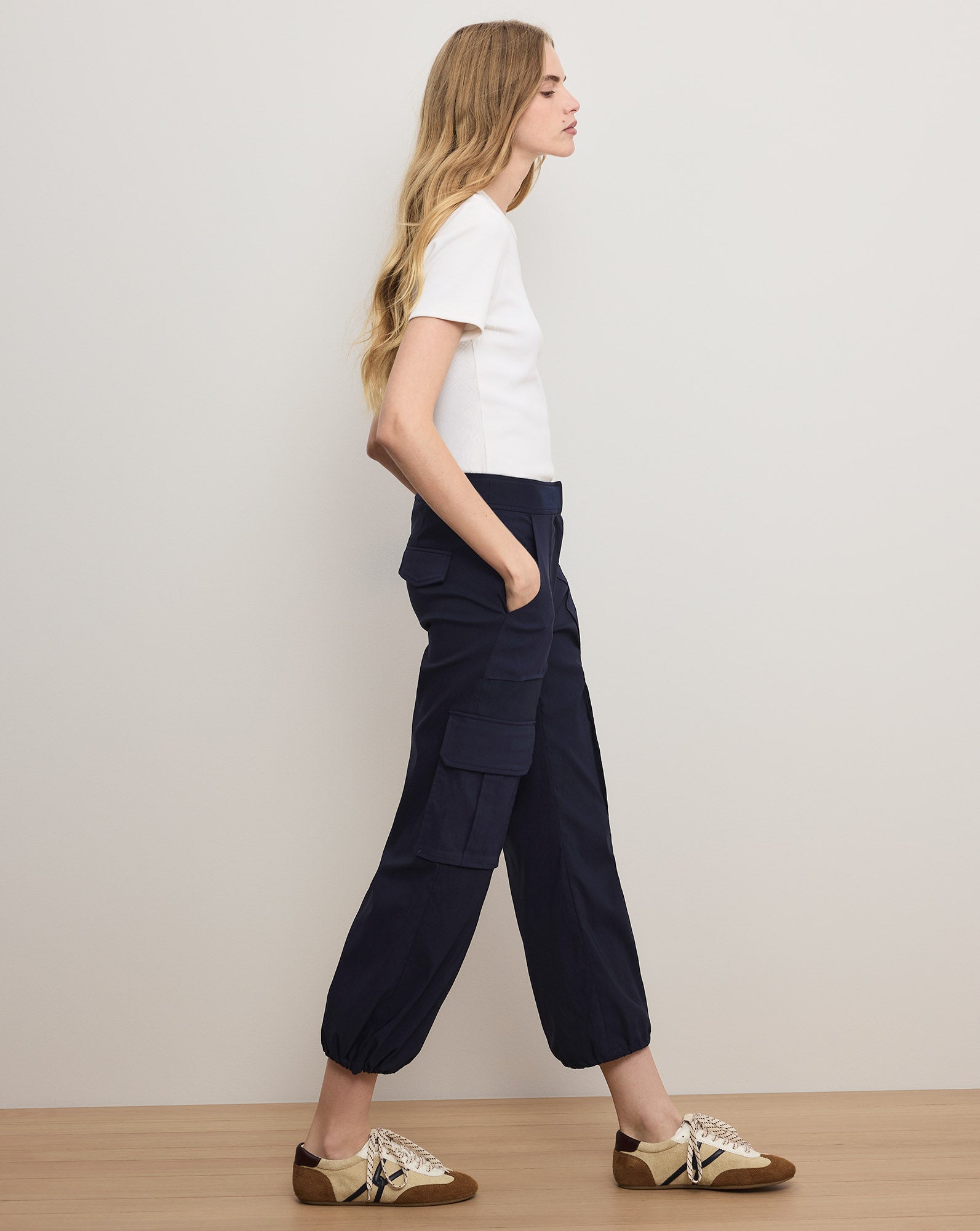 Veronica Beard Dari Wide-Leg Cargo Pant - Navy