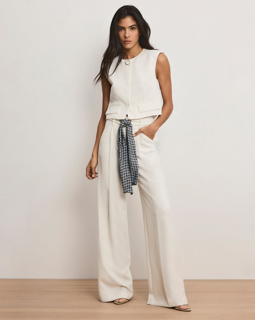Veronica Beard Cliffwood Cropped Vest - Dove White