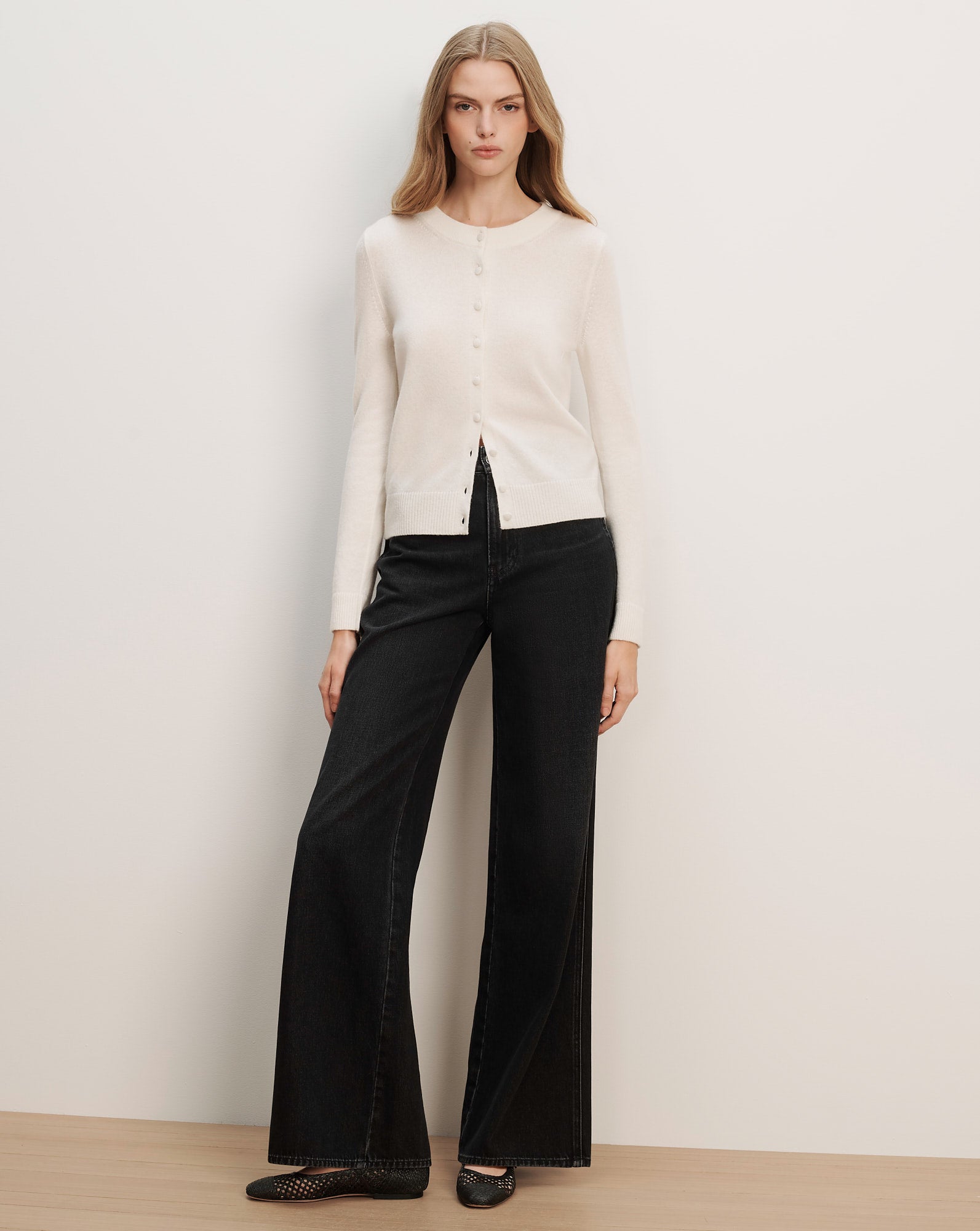 Daro Cashmere Cardigan in Ivory | Veronica Beard