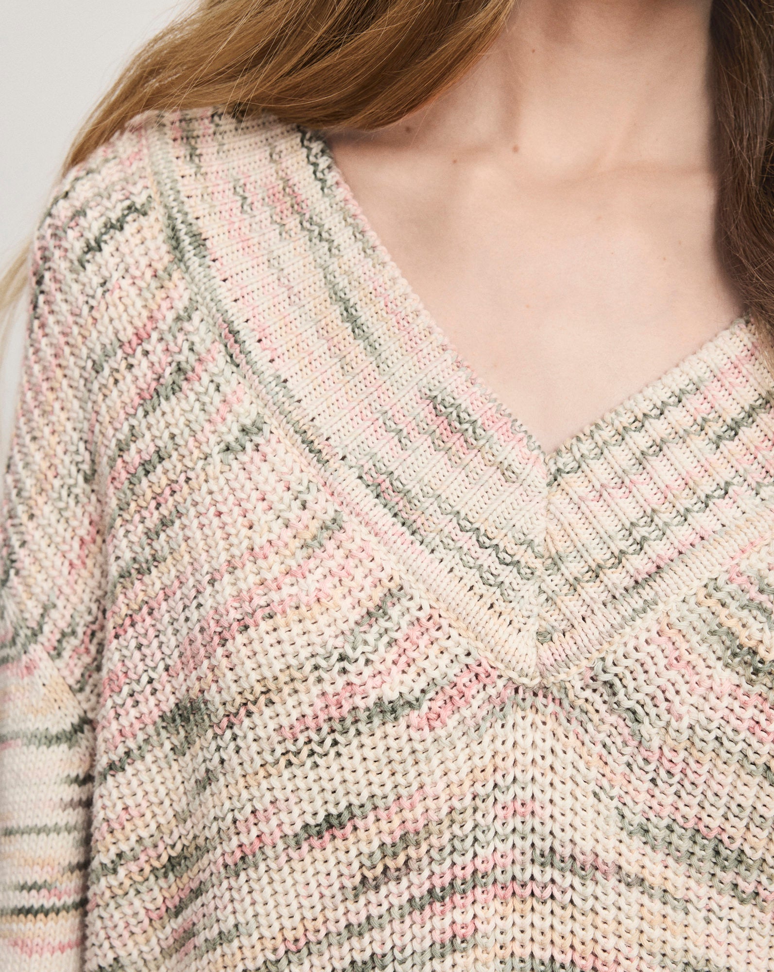 Anola V-Neck Knit Sweater in Off-White | Veronica Beard