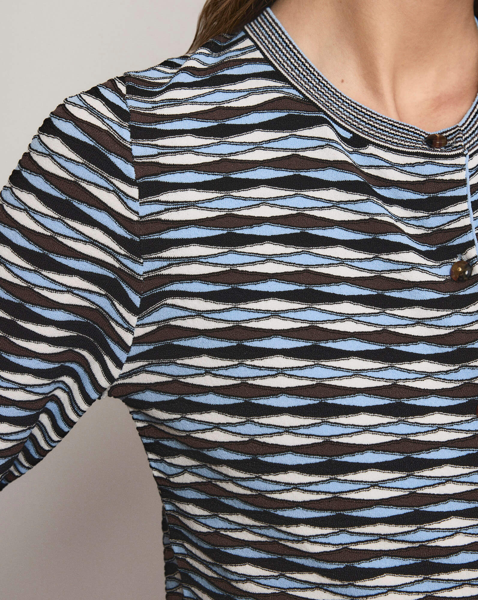 Cambria Knit Cardigan in Blue Diamond Jacquard Jay Multi