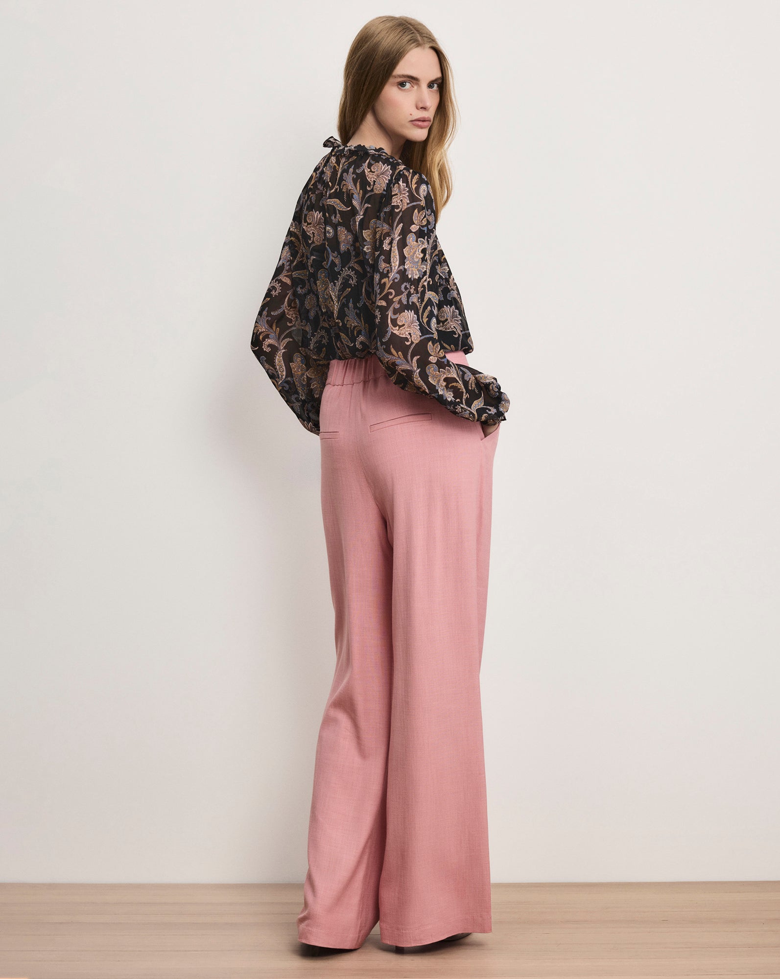 Veronica Beard Marbeau Wide-Leg Pant - Petal