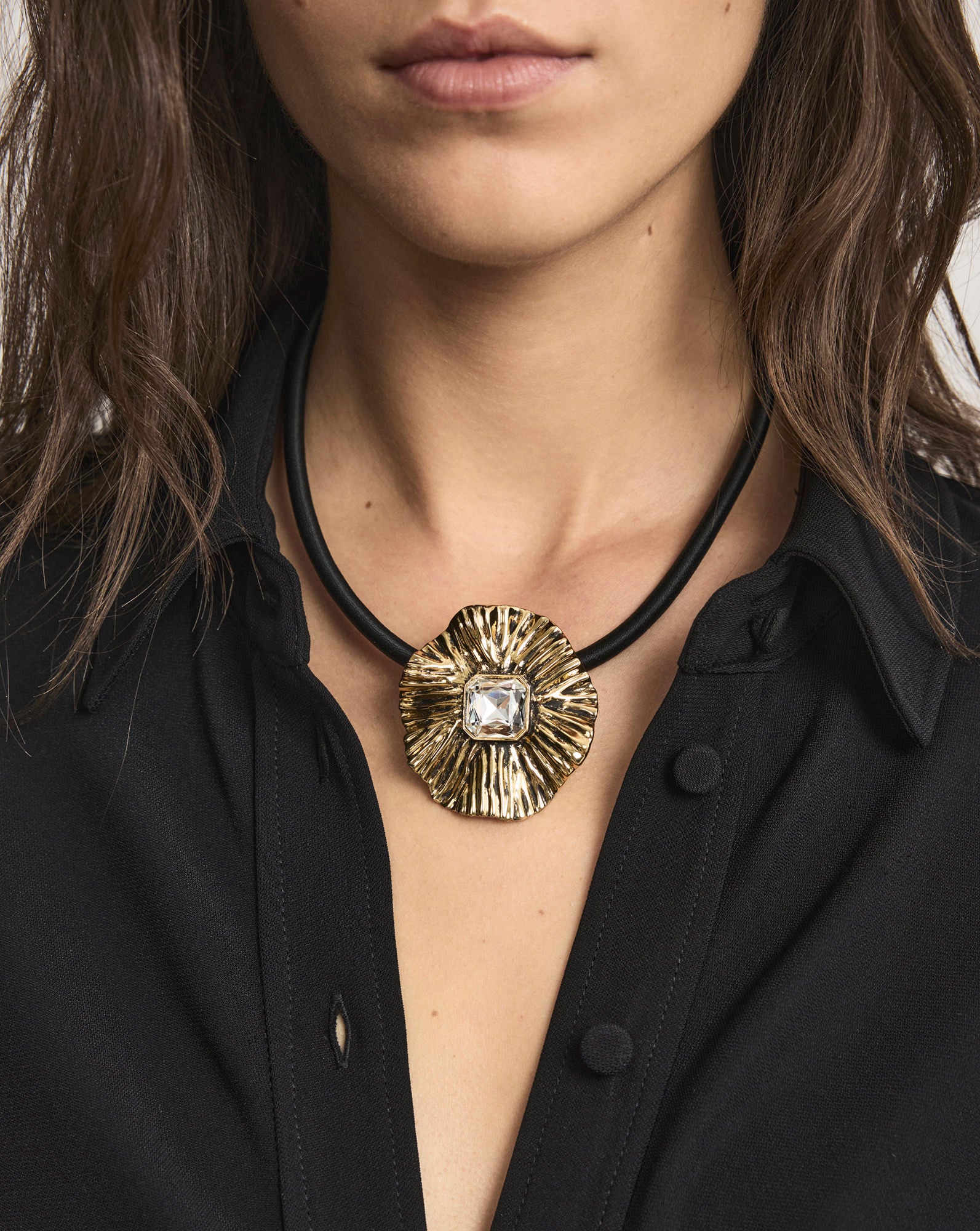 Floral Pendant Cord Necklace in Gold | Veronica Beard