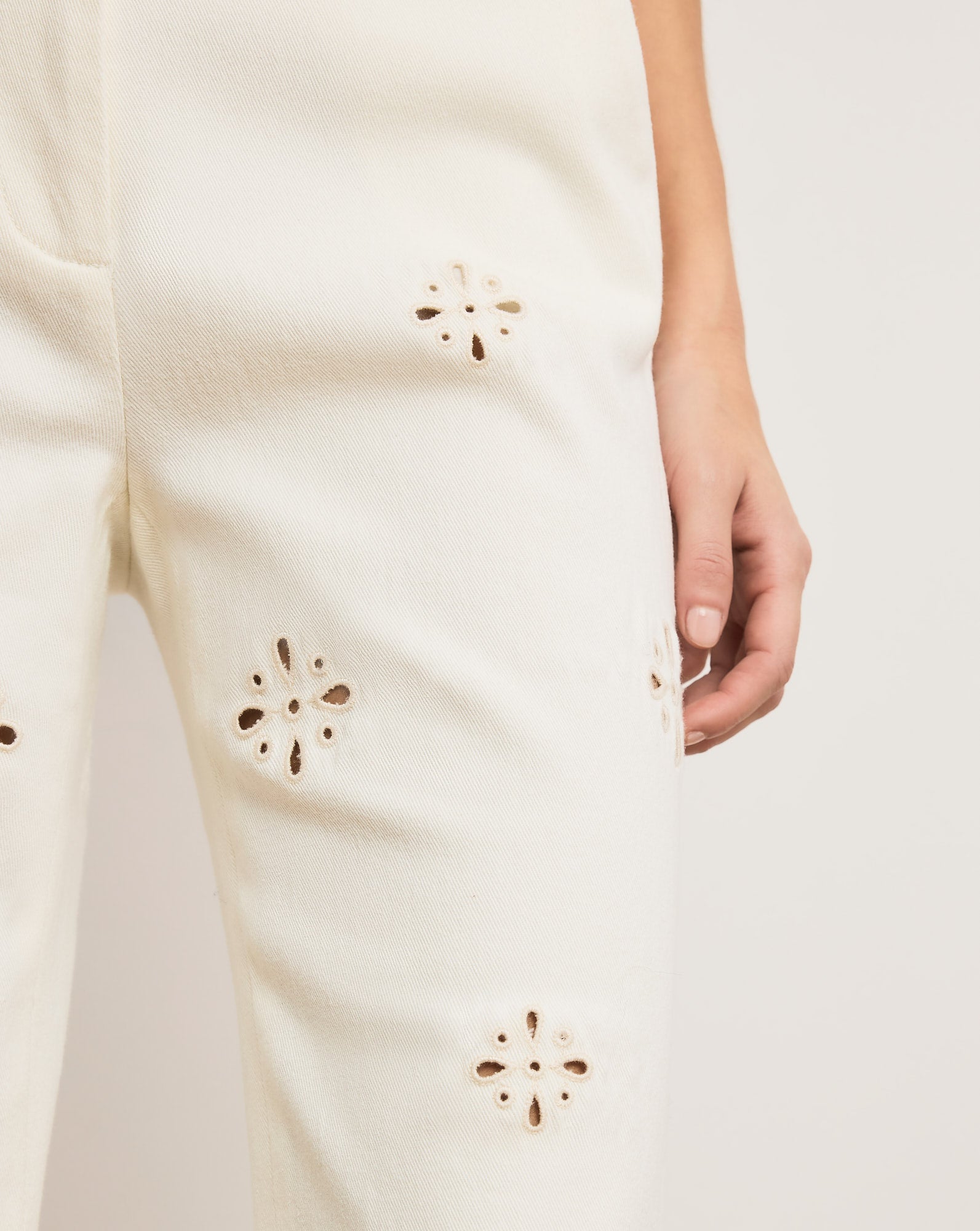 Komi High-Rise Eyelet Pant in Dove | Veronica Beard