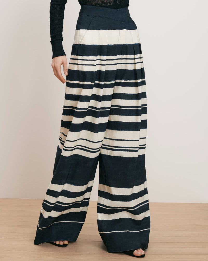 Veronica Beard Heron Crossover Waistband Pant - Navy/Dove White