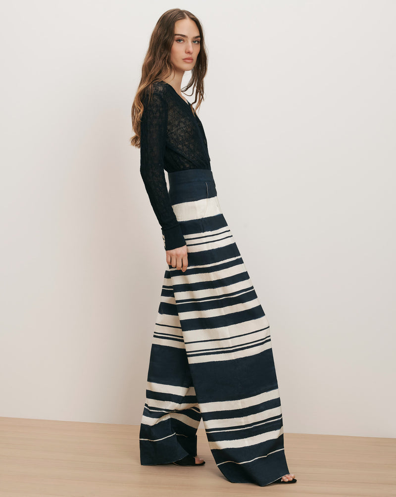 Veronica Beard Heron Crossover Waistband Pant - Navy/Dove White