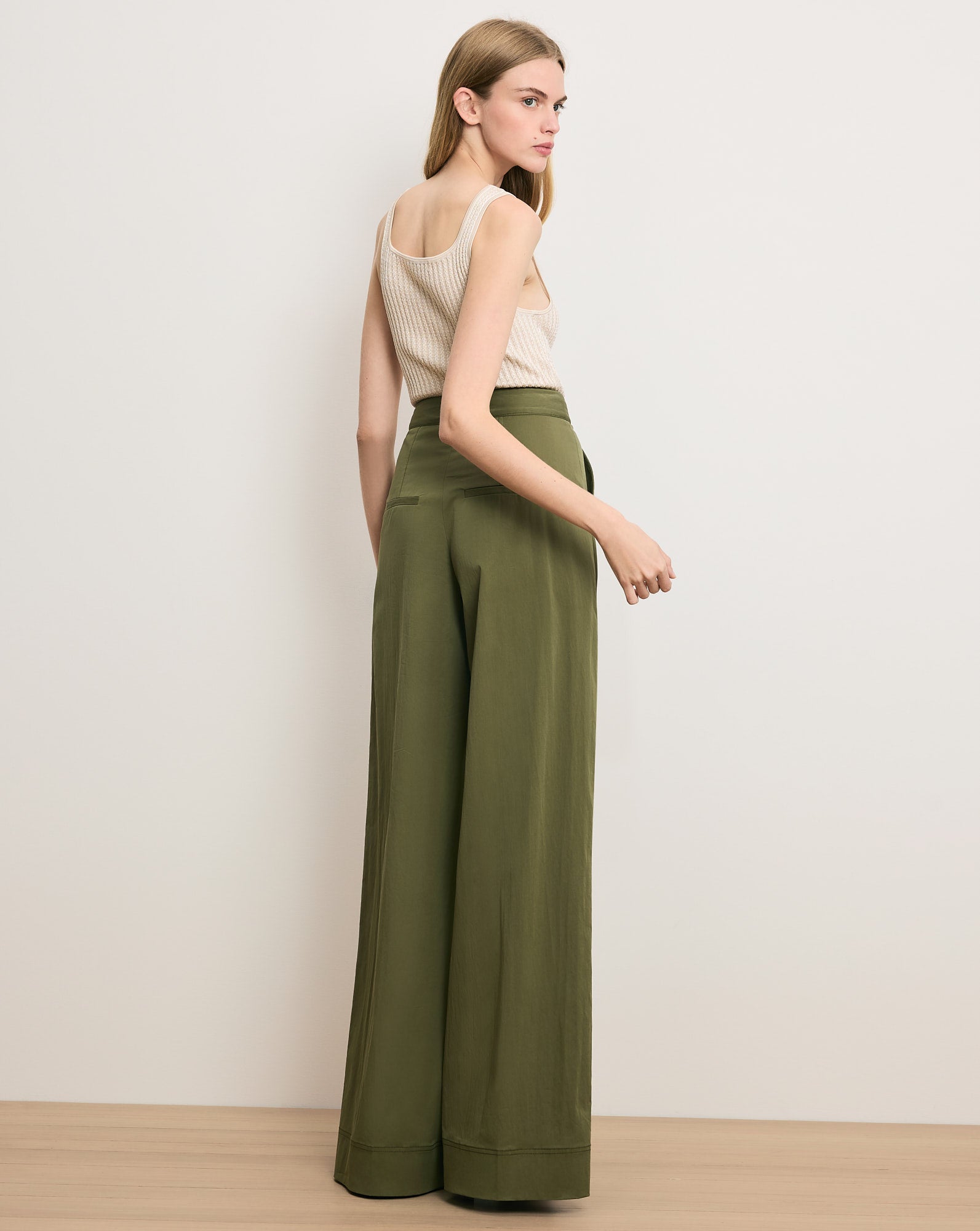 Veronica Beard Heron Crossover Waistband Pant - Army