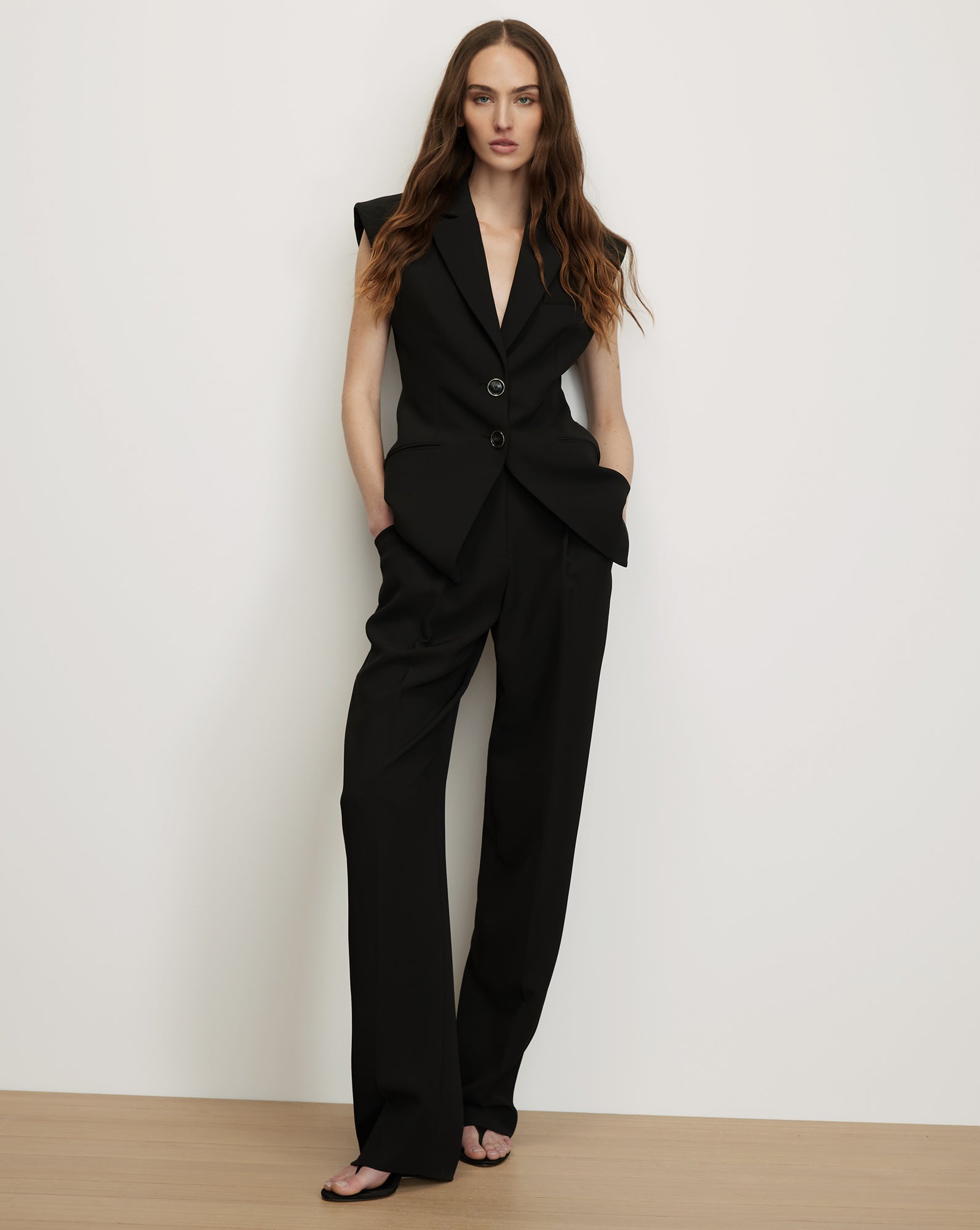 Veronica Beard Kenneth Pleated Pant - Black