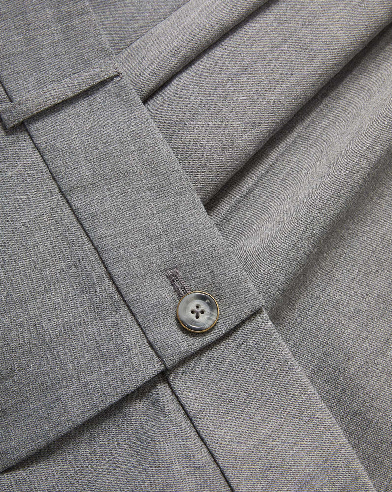 Veronica Beard Gray wool trousers with a button closure.