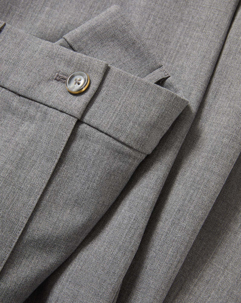 Veronica Beard Gray wool trousers with a single button closure.