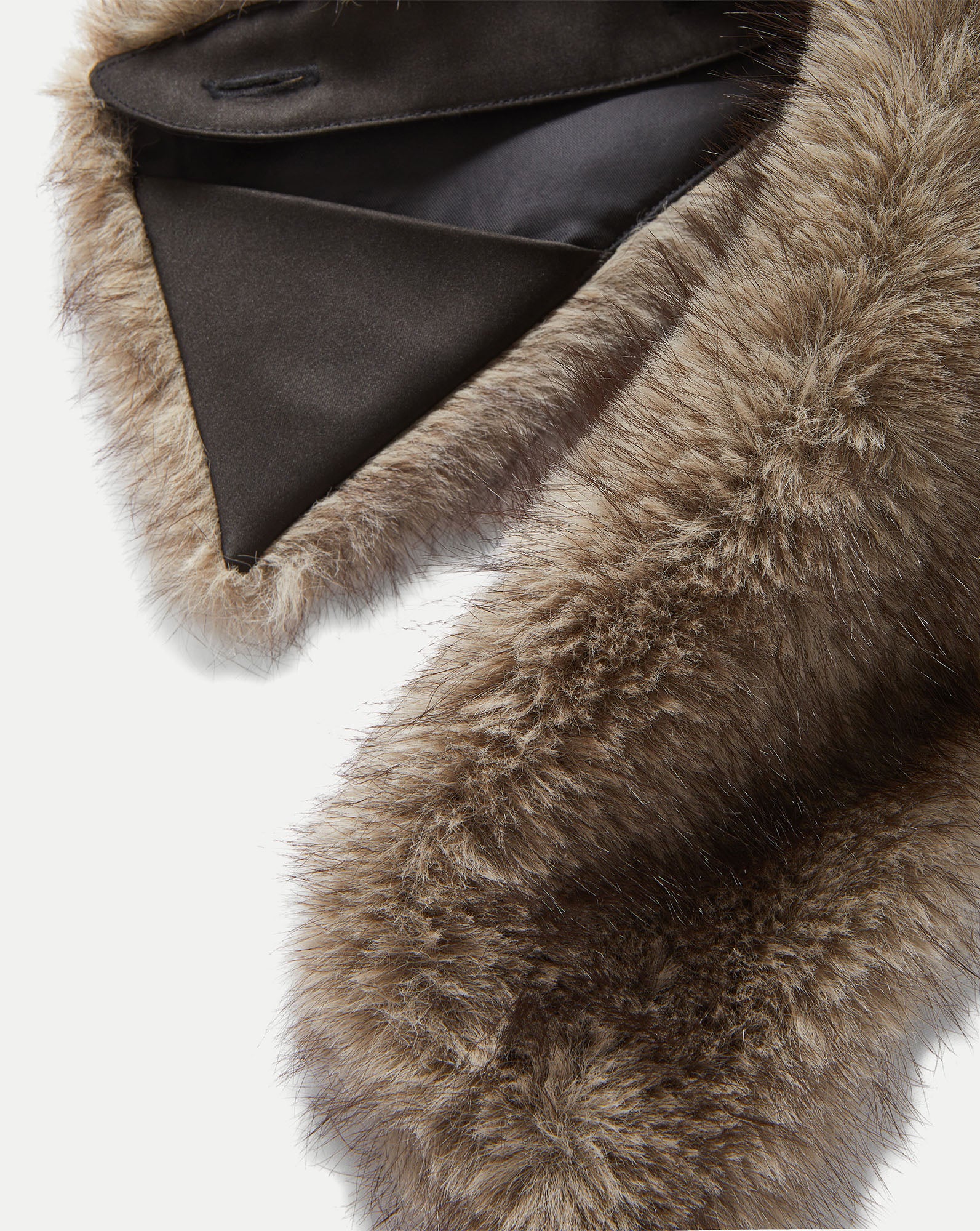 Veronica Beard Brown faux fur trapper hat with black lining.