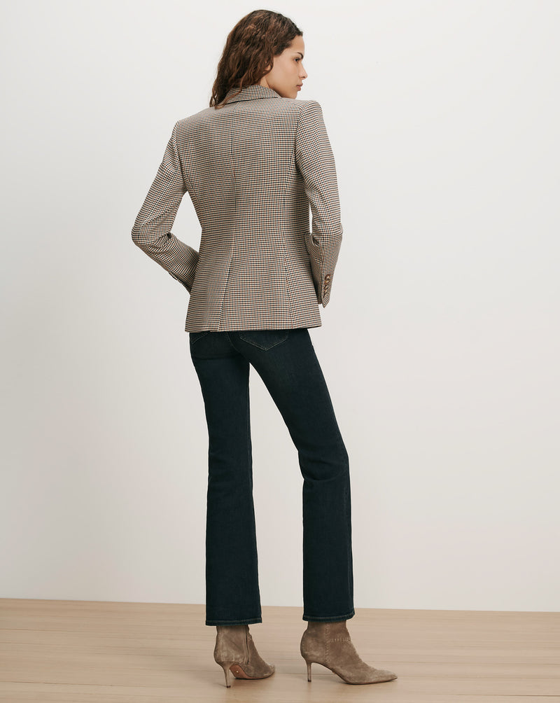 Veronica Beard Brown houndstooth blazer, dark wash jeans, taupe suede boots.