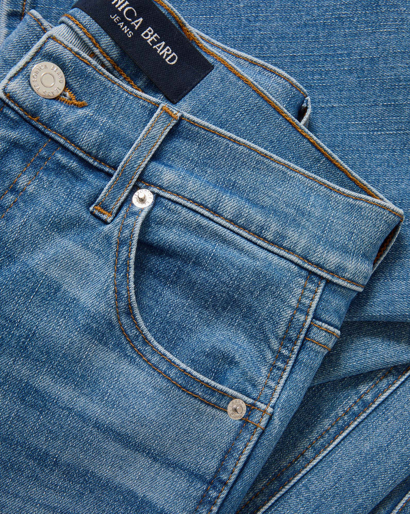 Veronica Beard Blue denim jeans with a pocket and belt loops.