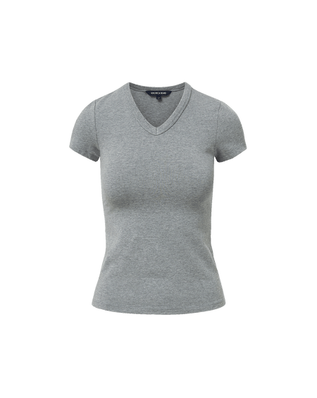 Veronica Beard Gray V-neck t-shirt, black jeans, and black belt.