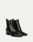 Veronica Beard Black leather Chelsea boots with pointed toes