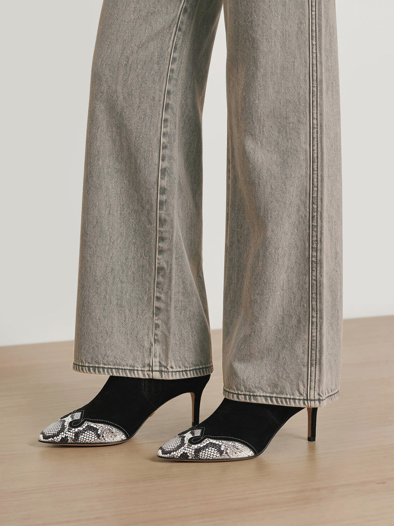 Veronica Beard Black and white snakeskin-patterned pointed-toe heels.