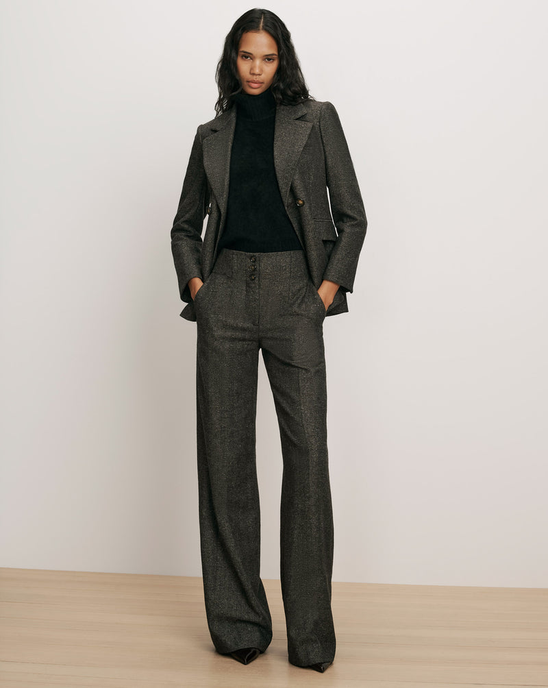 Veronica Beard Dark grey tweed pantsuit with wide-leg trousers.