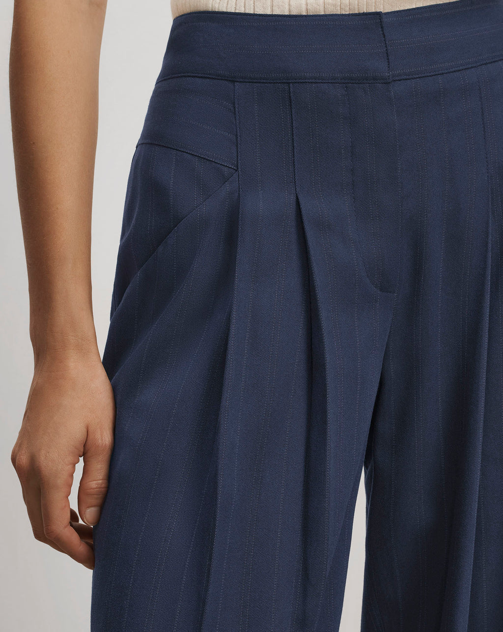 Veronica Beard Blue pinstripe pleated wide-leg trousers