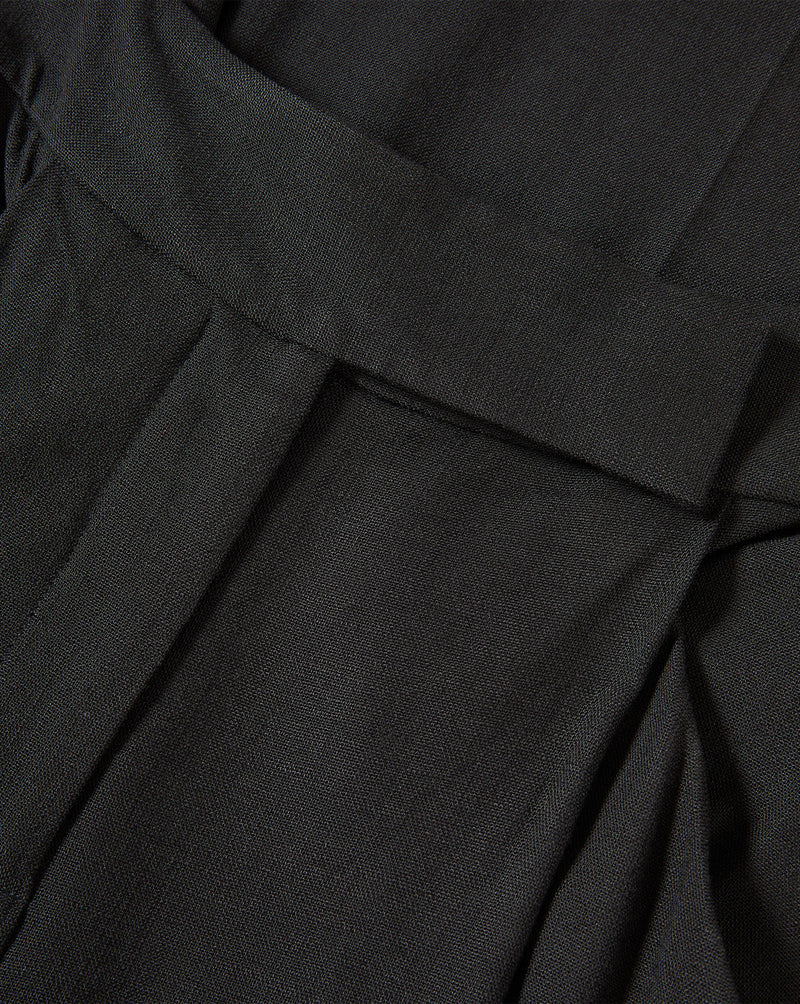 Veronica Beard Black trousers with wide waist belt.