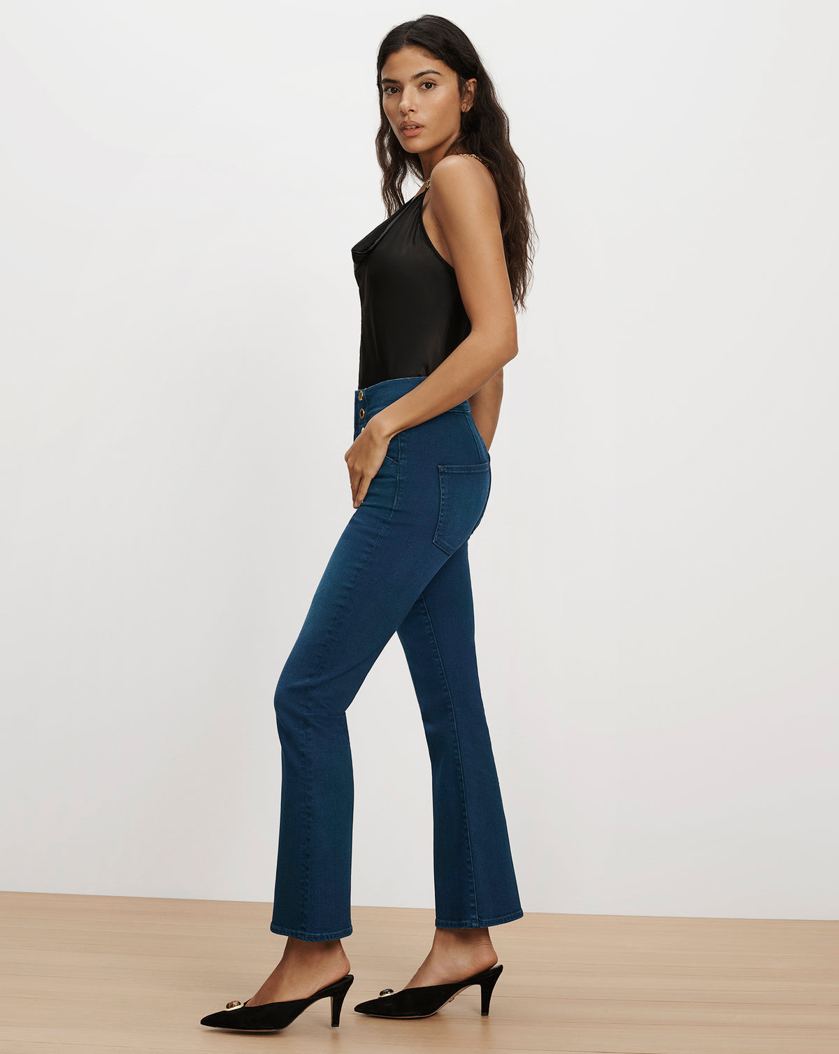 Veronica Beard Blue flare denim jeans with high waist.