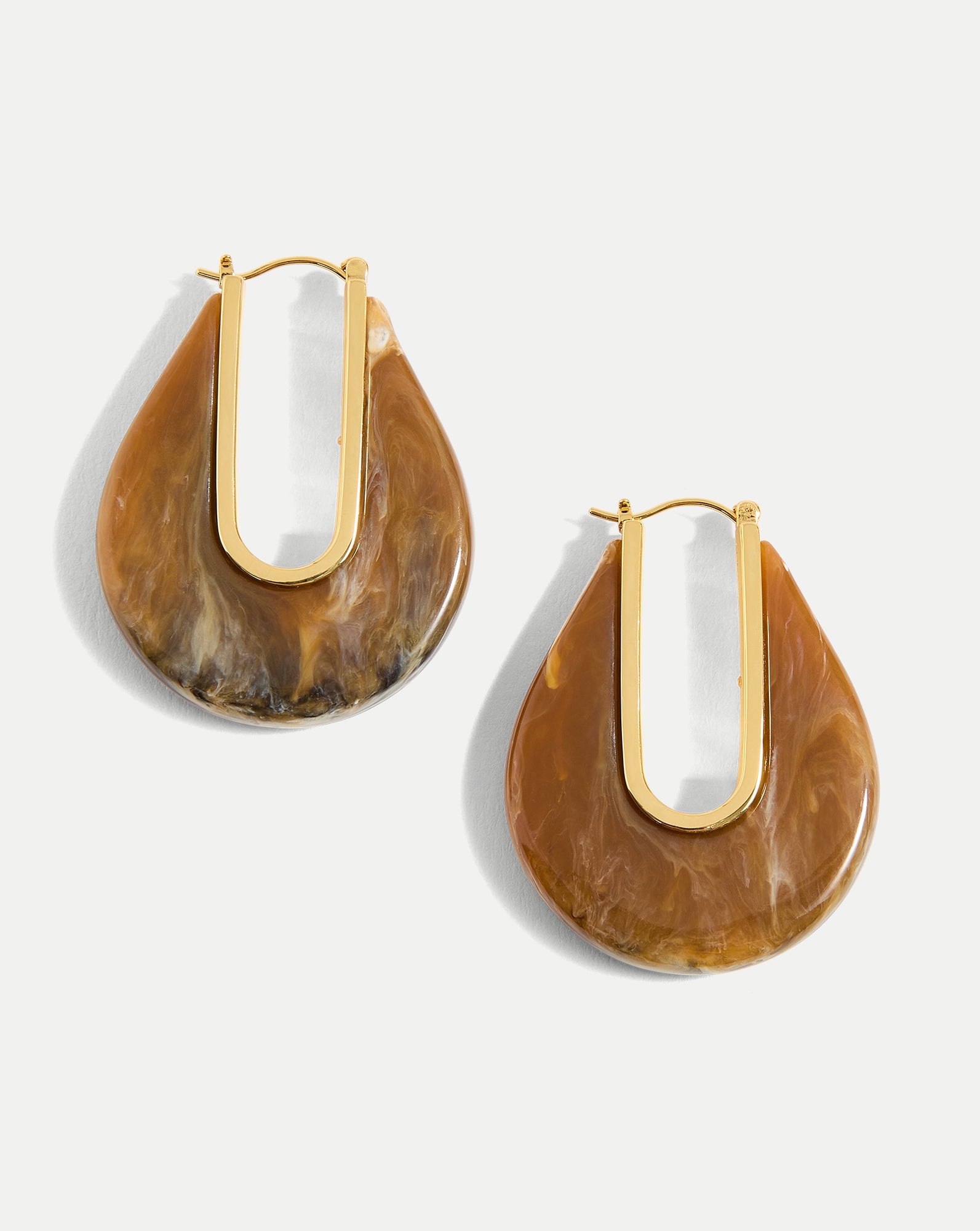 Resin Drop Hoop Earring in Caramel Multi | Veronica Beard