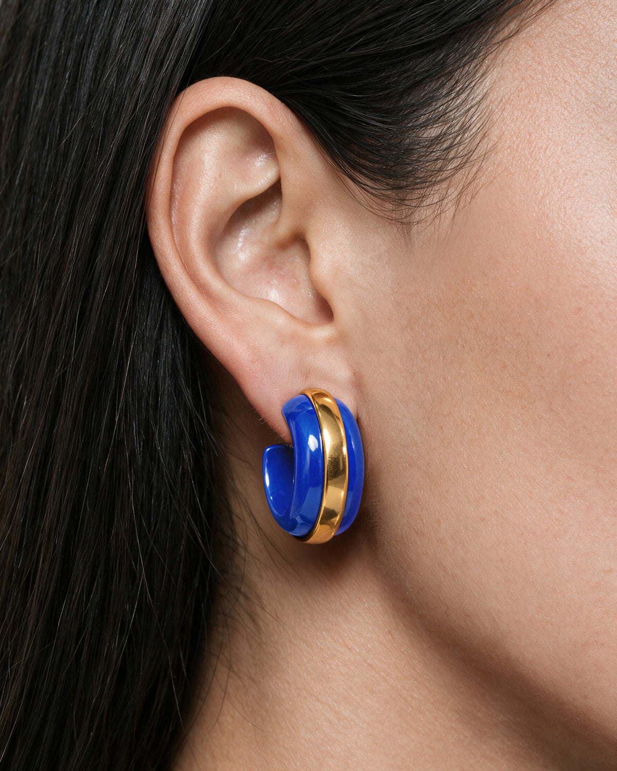 Veronica Beard Blue and gold chunky hoop earrings.