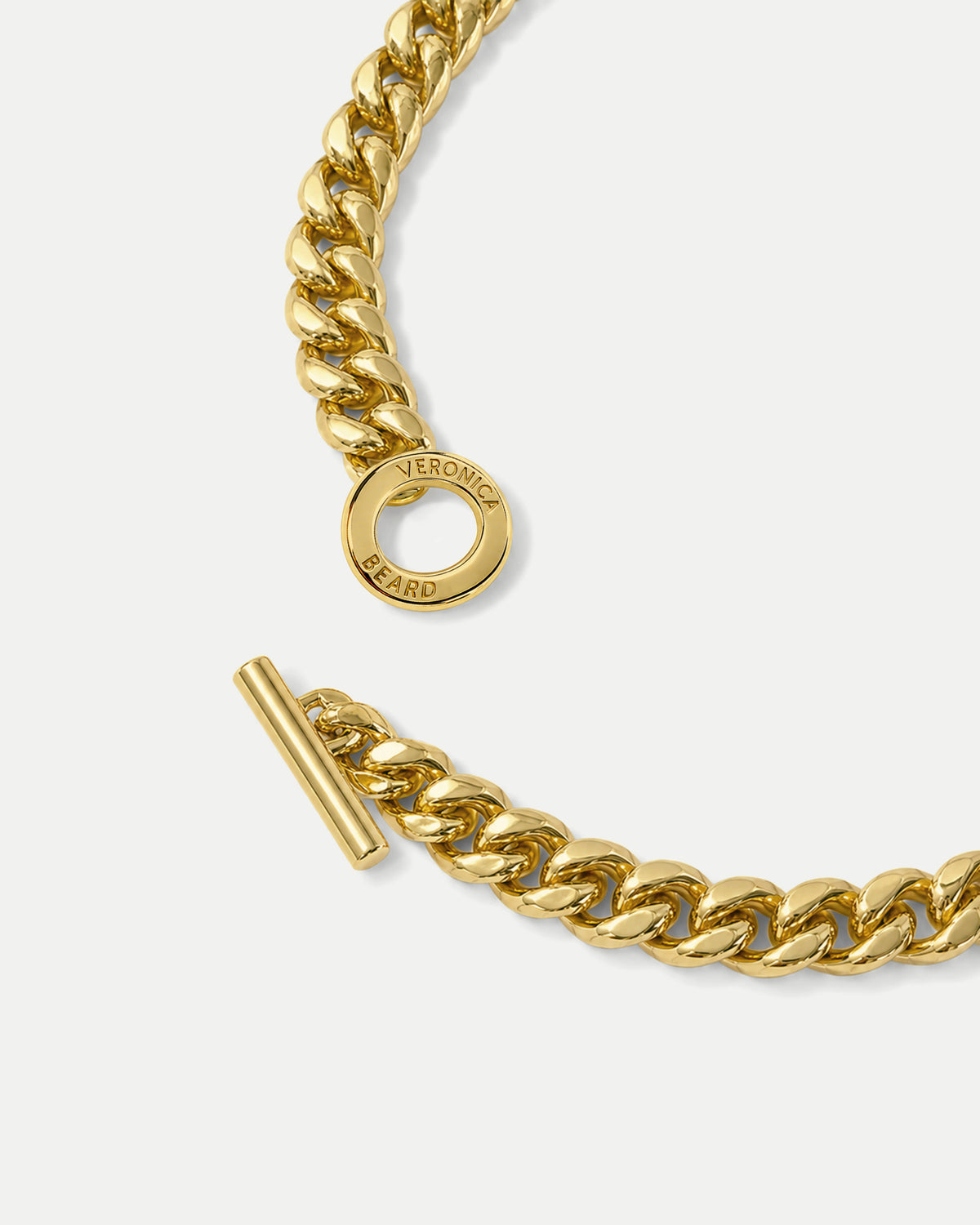 Veronica Beard Gold curb chain necklace with toggle clasp.
