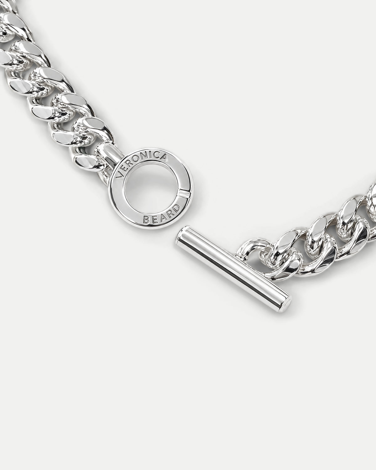 Veronica Beard Silver chain necklace with a T-bar clasp.