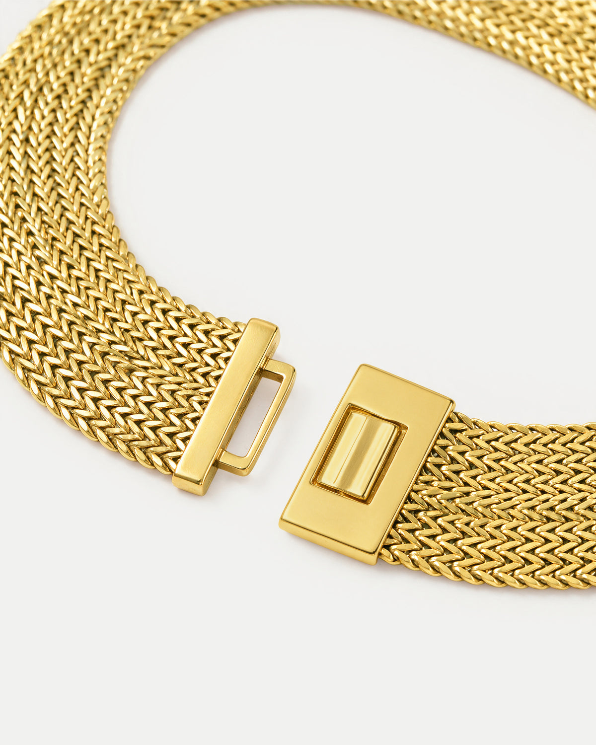 Veronica Beard Gold woven mesh choker necklace with clasp.