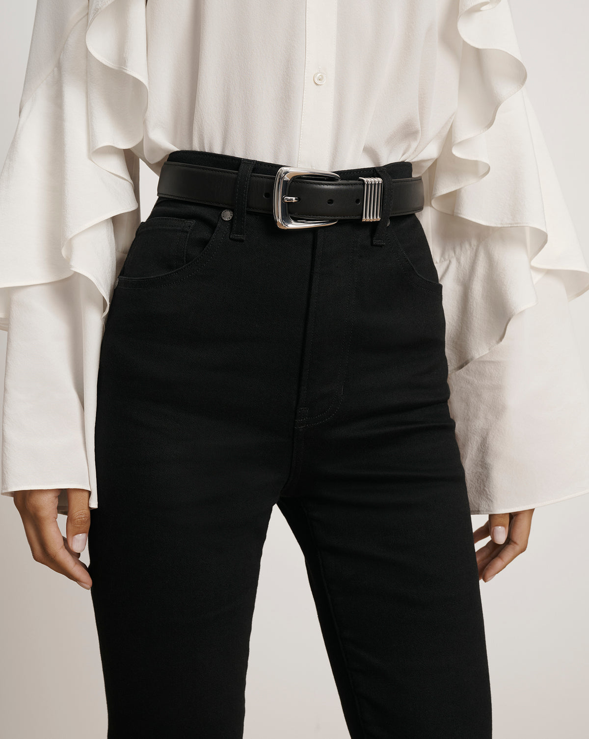Arch Leather Belt in Black/Silver | Veronica Beard display picture 1