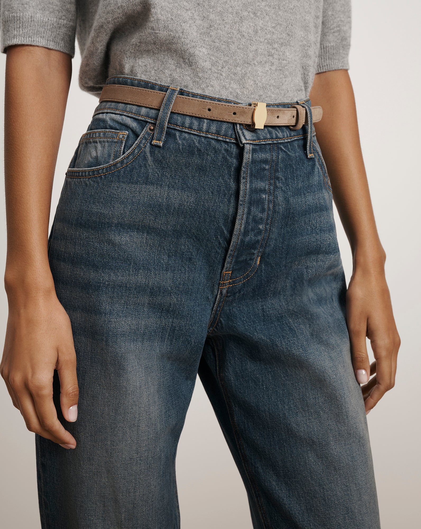 Dash Thin Suede Belt in Brown | Veronica Beard
